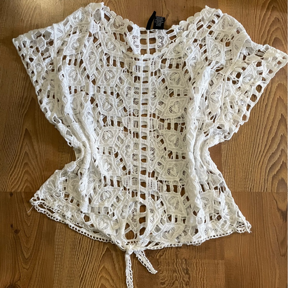 New Directions White Lace Blouse